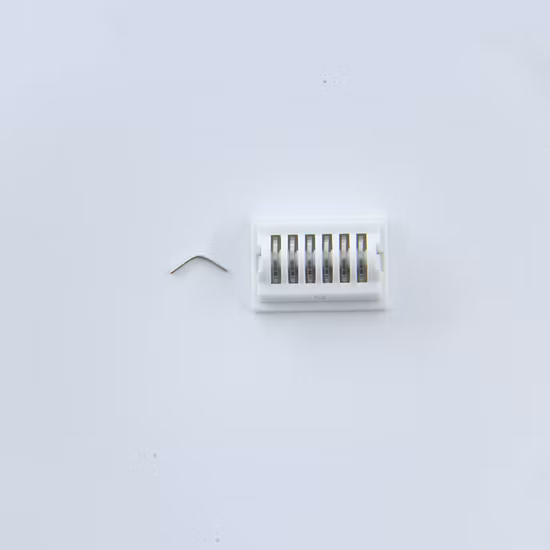 Clip chirurgiche mediche in titanio, clip per legatura di dimensioni diverse utilizzate durante l'intervento chirurgico